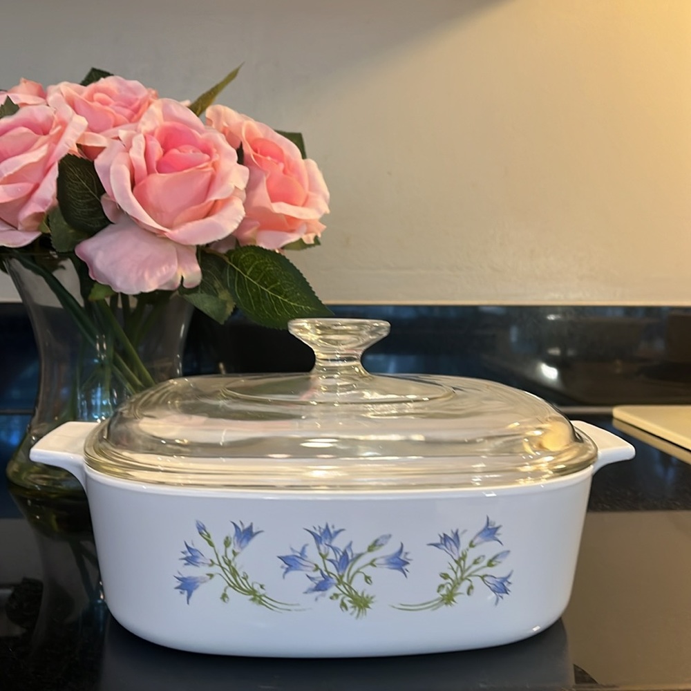 "Blue Dusk" - 2L / 2Q Square Casserole with Lid by CORNING